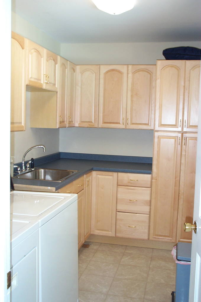 2004Laundryroom